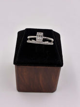 CZ Silver twinkling Finger Ring