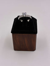 CZ Silver Sleek Solitaire Finger Ring