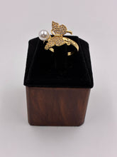 Western Butterfly and Pearl Finger Ring