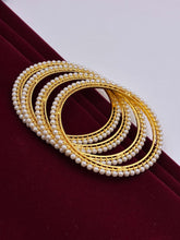 Antique Pearl linear Bangle
