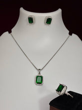 CZ Rectangle Green Pendant Set