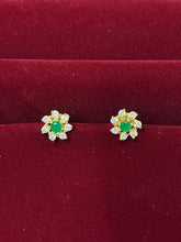 CZ Emerald Green Traditional Seven stone Stud