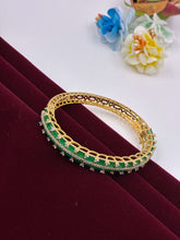 CZ Elegant Emerald Openable Kada