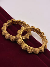 Antique Gajra Style Openable Bangle