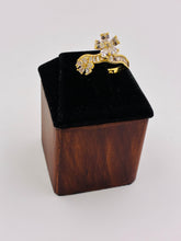 Western Twin Flower Stylish Finger Ring