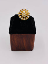 Pearl Floral Finger Ring