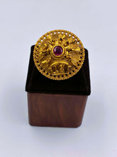 Antique Ruby Carving Finger Ring