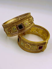 Antique Rajwadi Broad Openable Bangle