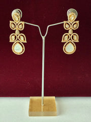 Kundan Short Earring