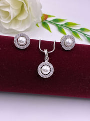 CZ Pretty Pearl Pendant Set