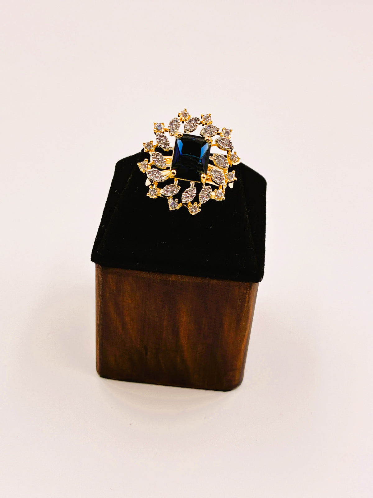 CZ Sapphire Blue Leaves Finger Ring
