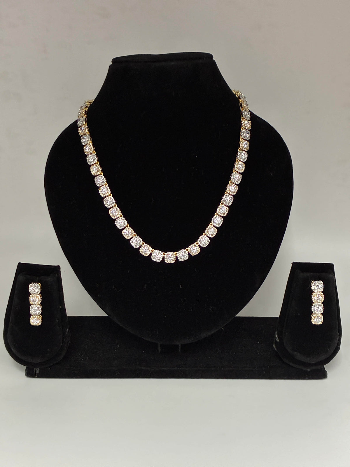 CZ Glint Solitaire line Necklace Set