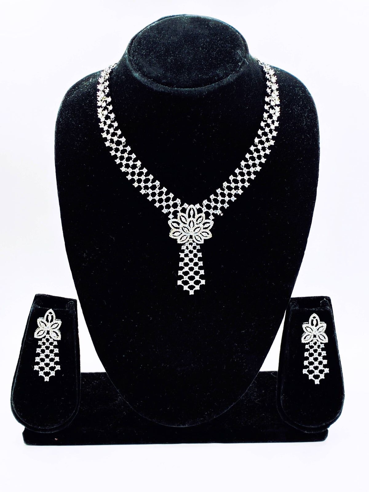 CZ Classic Bloom Necklace Set