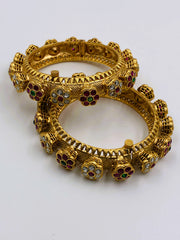 Antique Ruby Green Pacheli Bangle