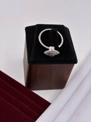 Western style Silver Swirling Finger Ring