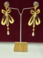 Western Elongated Bloom with Pearl Drop Earring