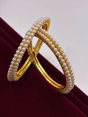 Antique Pearl linear Bangle