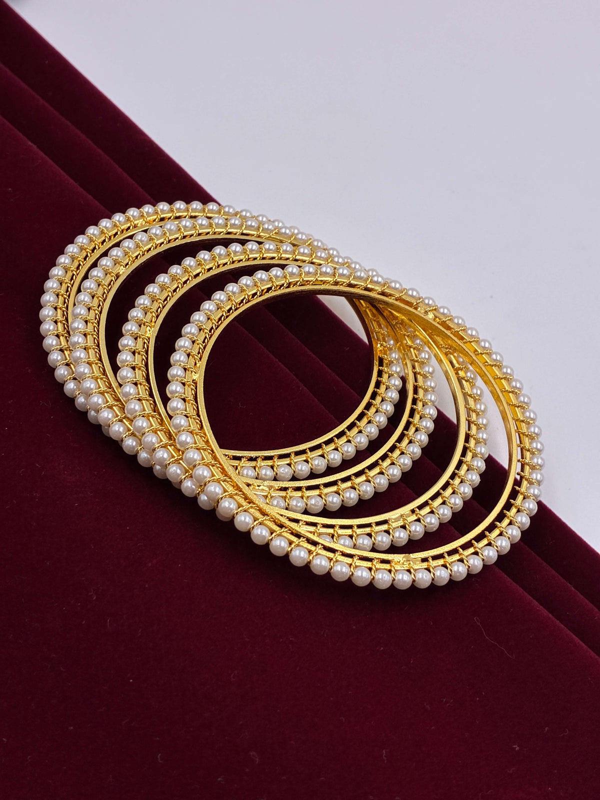 Antique Pearl linear Bangle