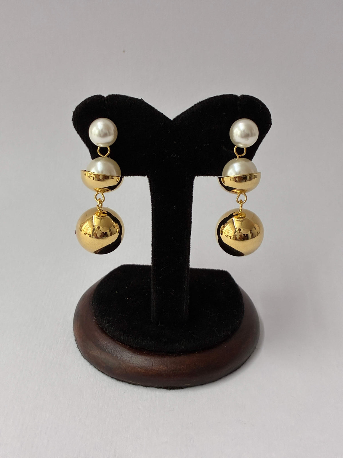 Western Three-tier Ball Earring