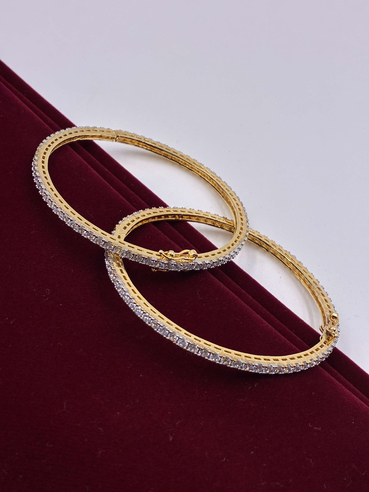 CZ Delicate openable Bangle