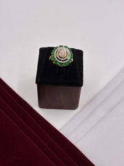 CZ Emerald Gorgeous Circular Finger Ring