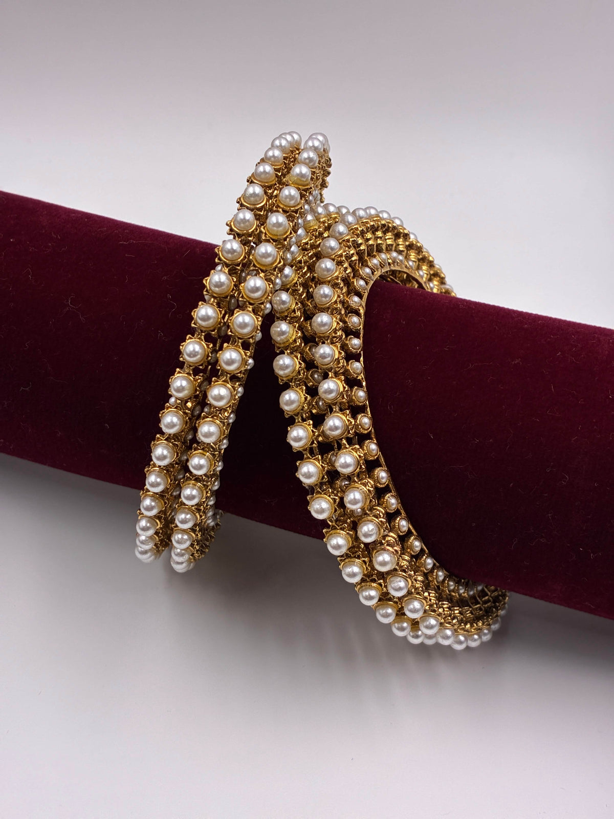 Antique Pearl Traditional Pachheli Bangle