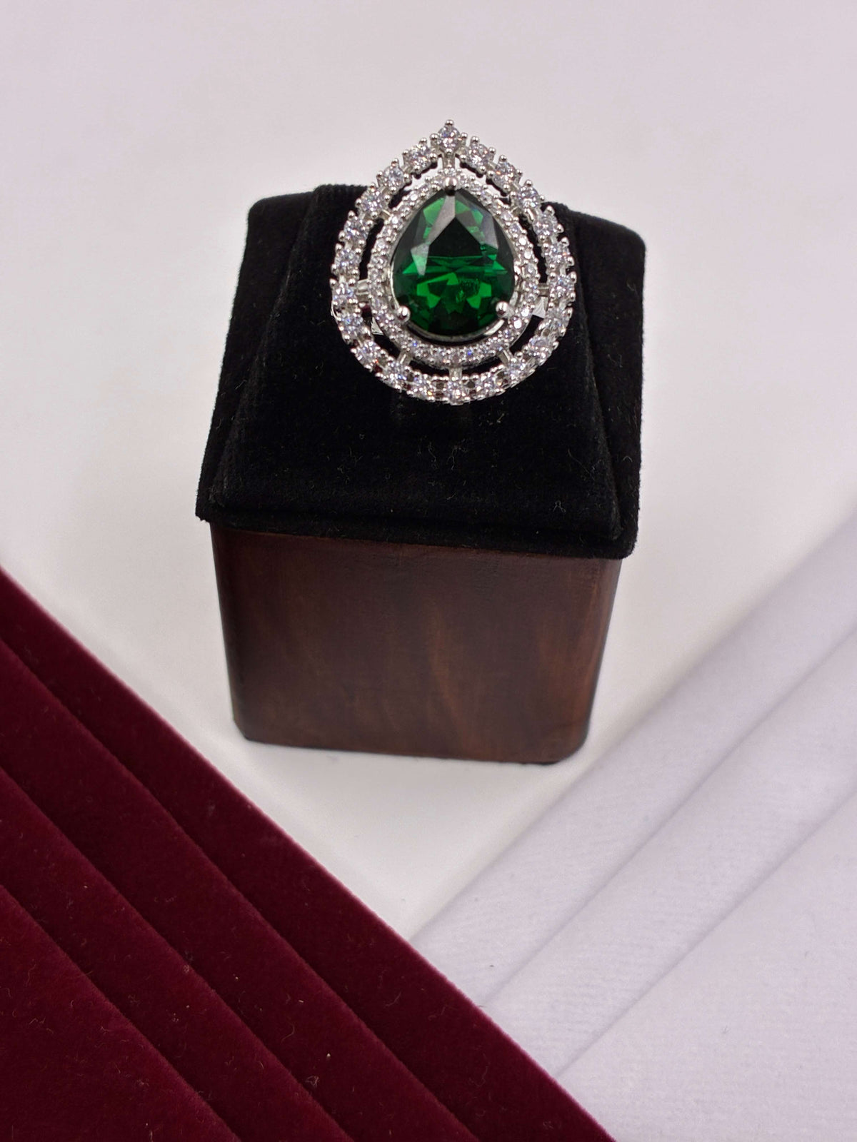 CZ Green Pretty Pear Shape Finger Ring