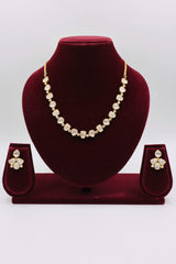Kundan Variable Shape Uni-Layer Necklace set