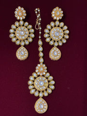 Kundan Floral Mang Tika with Earring set