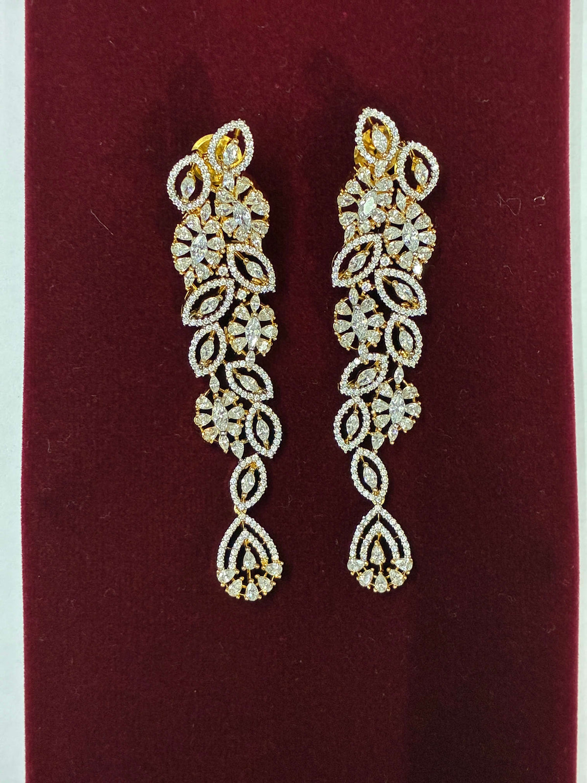 CZ Adorable Floral and leaf Designer Earring