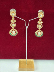 Kundan Beautifully studded Emerald Green Earring