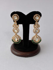 Kundan Beautifully studded Emerald Green Earring