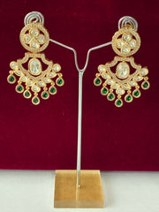 Kundan Emerald Green Splendid Earring