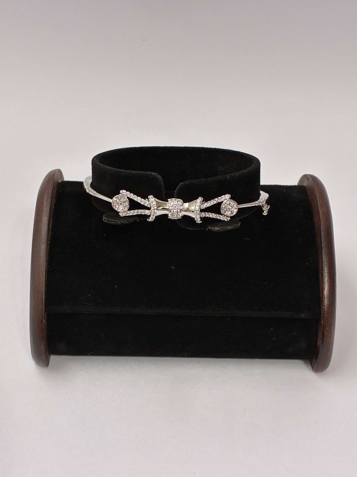 CZ Openable Designer Kada