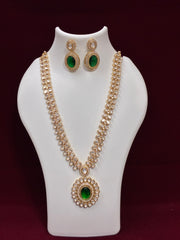 Kundan Emerald Green Elegant Necklace set