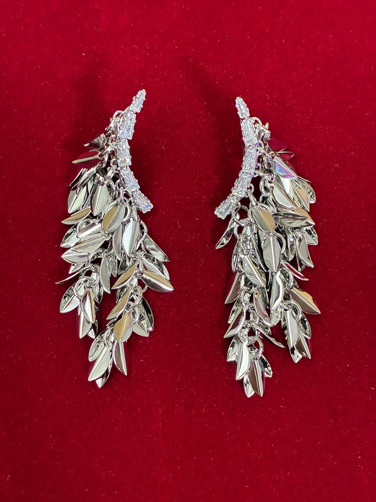 Western Leaves Cluster Cuff Earring