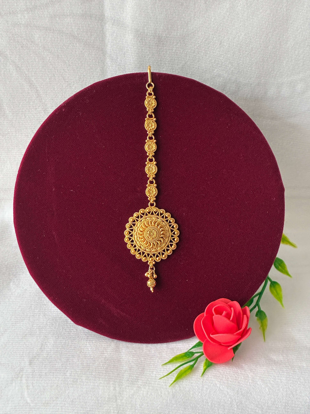 Antique Round Designer Mang Tika