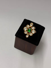Kundan Classic Emerald Green Finger Ring