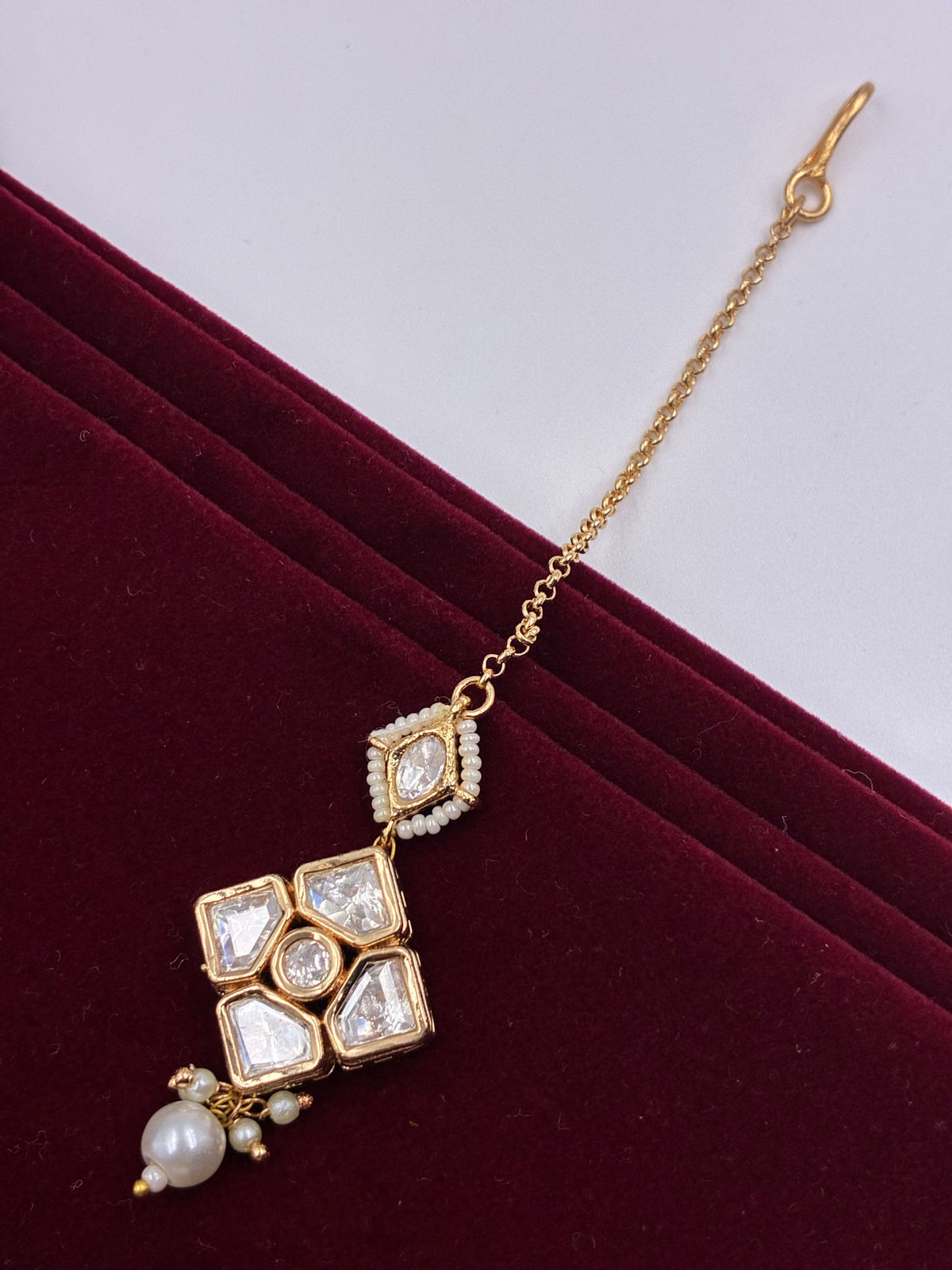 Kundan Kite shape Designer Mang Tika