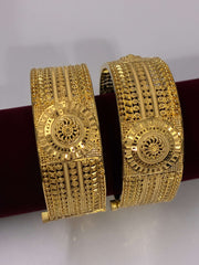 Beautifully Crafted Openable Gold Plated Bangle set