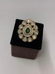 Kundan Emerald Green Designer Finger Ring