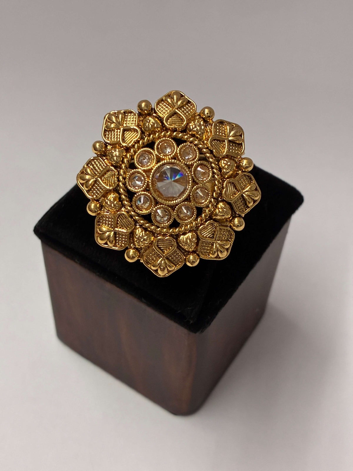 Antique Classic Finger Ring