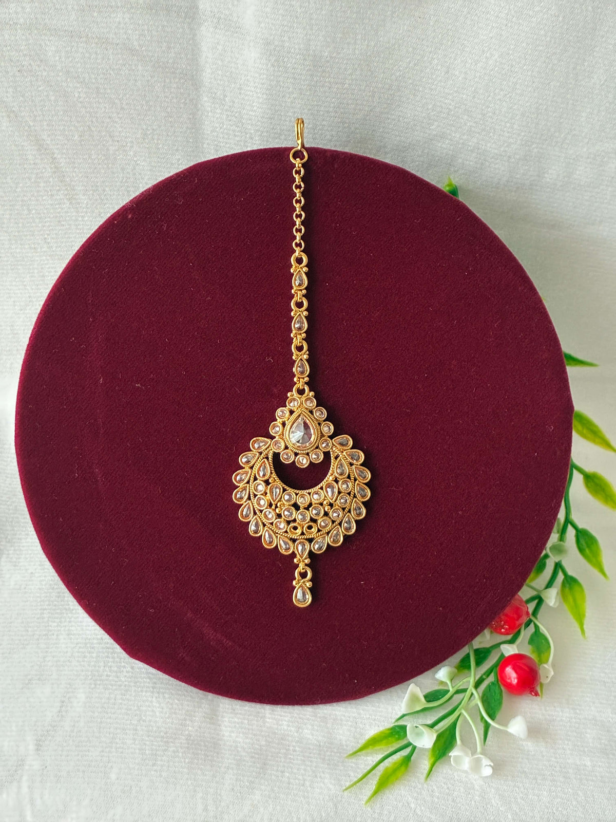 Antique Stone Studded Mang Tika