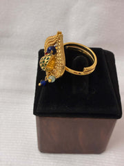 Antique Peacock Finger Ring
