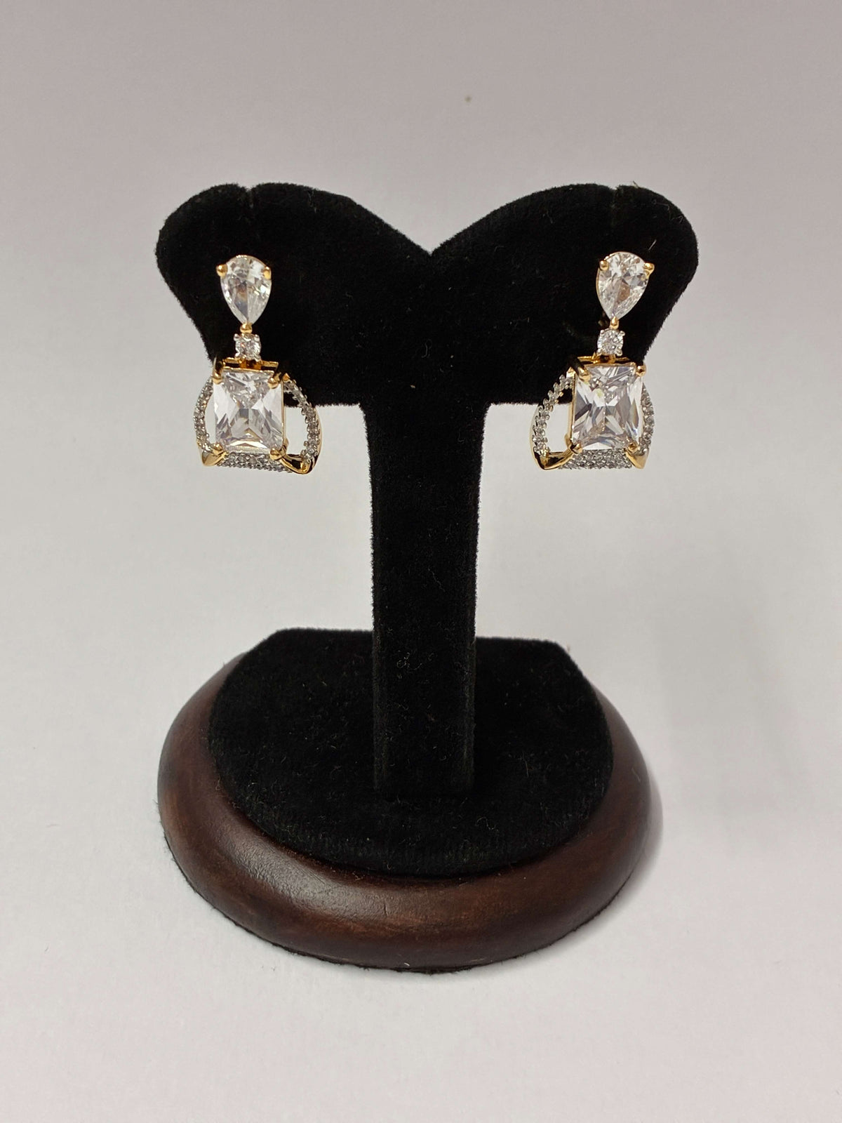 CZ white Short Earring