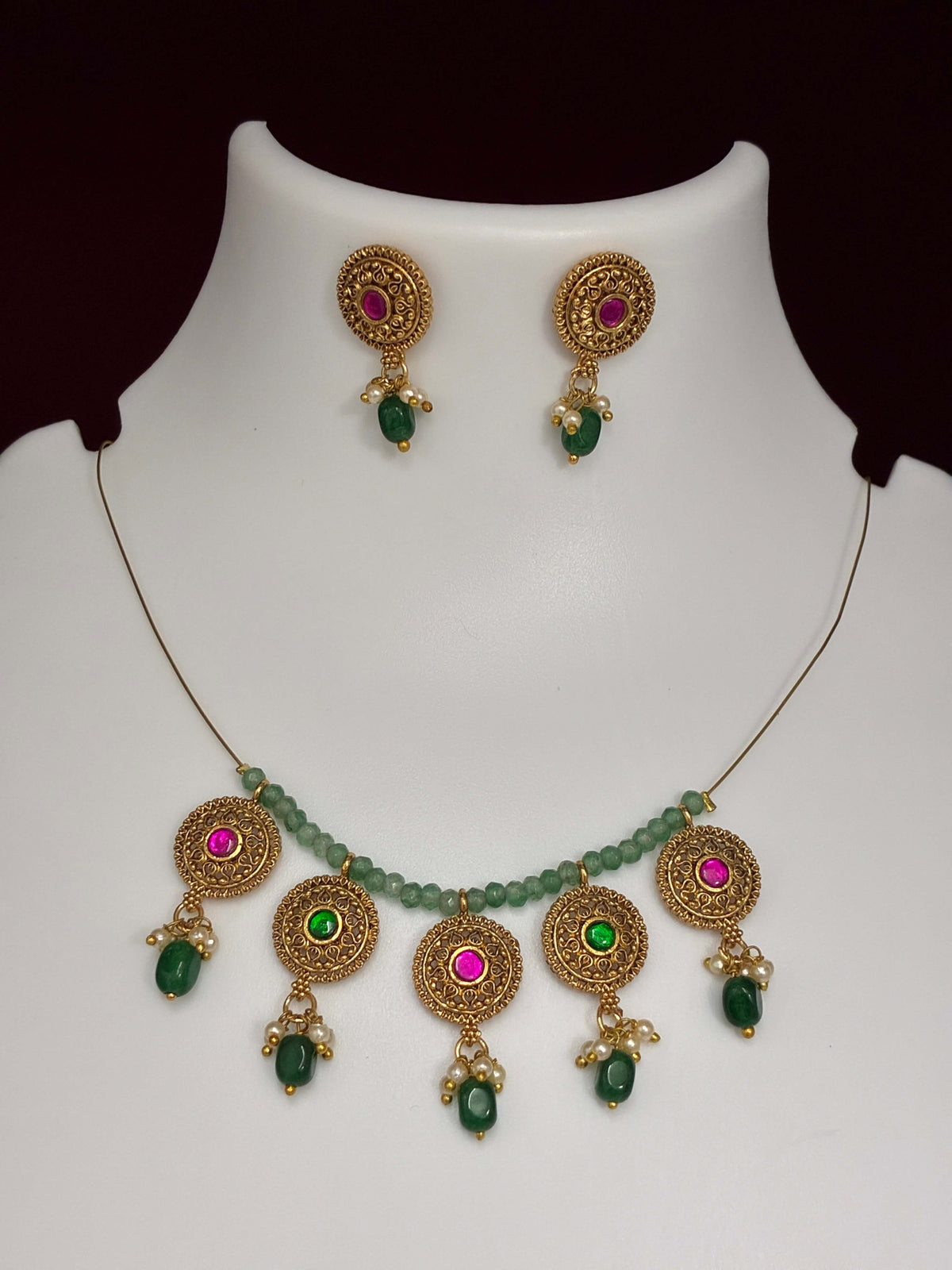 Antique Invisible Chain Designer Pendant Set