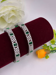 CZ Green Elegant Openable Bangle