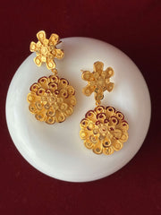 Choker Necklace Set with Gold Plating