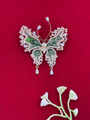 Splendid Butterfly Pendant Brooch