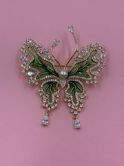 Splendid Butterfly Pendant Brooch
